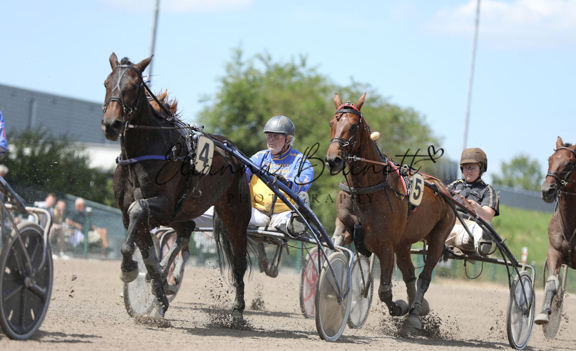Ipriola wint eenvoudig in Wolvega. Loes goede vierde in criterium der vierjarigen met een nieuw record. Fip en Hans prima vijfde in troostfinale gelegenheidskoers.